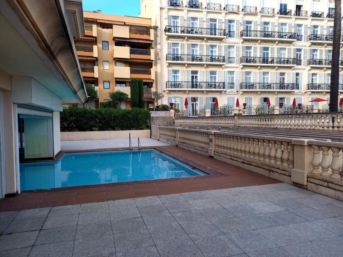 Victoria Appartement Menton Bagian luar foto