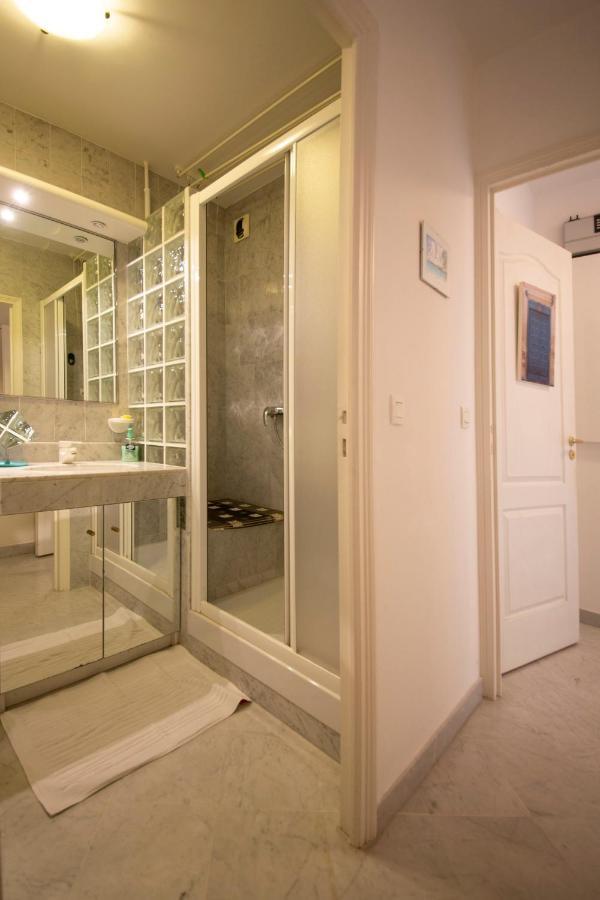 Victoria Appartement Menton Bagian luar foto